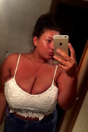 Camille - rencontre-MILF-Vichy