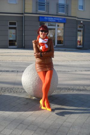 La cinquantaine bien entamée et plus de temps à perdre Élise - rencontre-Cougar-Toulouse