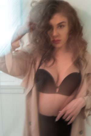 Si vous aviez vu cette bombe dans la rue, vous seriezthere aussi Sophie - rencontre-Milf-Brest