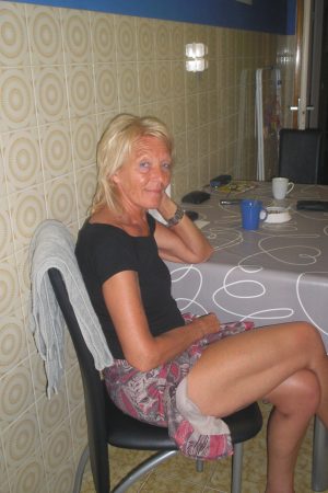 Elodie - rencontre-Naturiste-Annecy