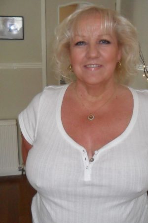 Besoin de chaleur nocturne Ginette - rencontre-Cougar-Rouen