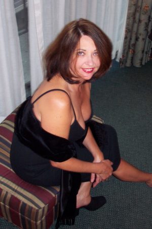 Sophie - rencontre-Milf-Rueil-Malmaison