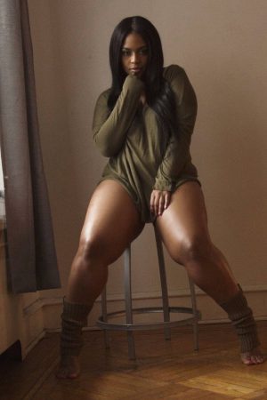 Ce soir, faut que ça brûle Aisha - rencontre-Black-Rueil-Malmaison