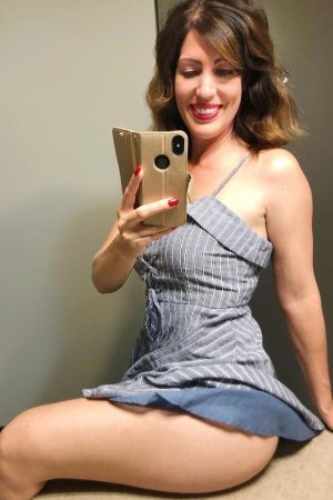 Emma - rencontre-Milf-Montpellier