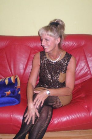 Laïla - rencontre-Cougar-Grenoble