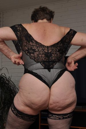 Isabelle - rencontre-MILF-Bourges